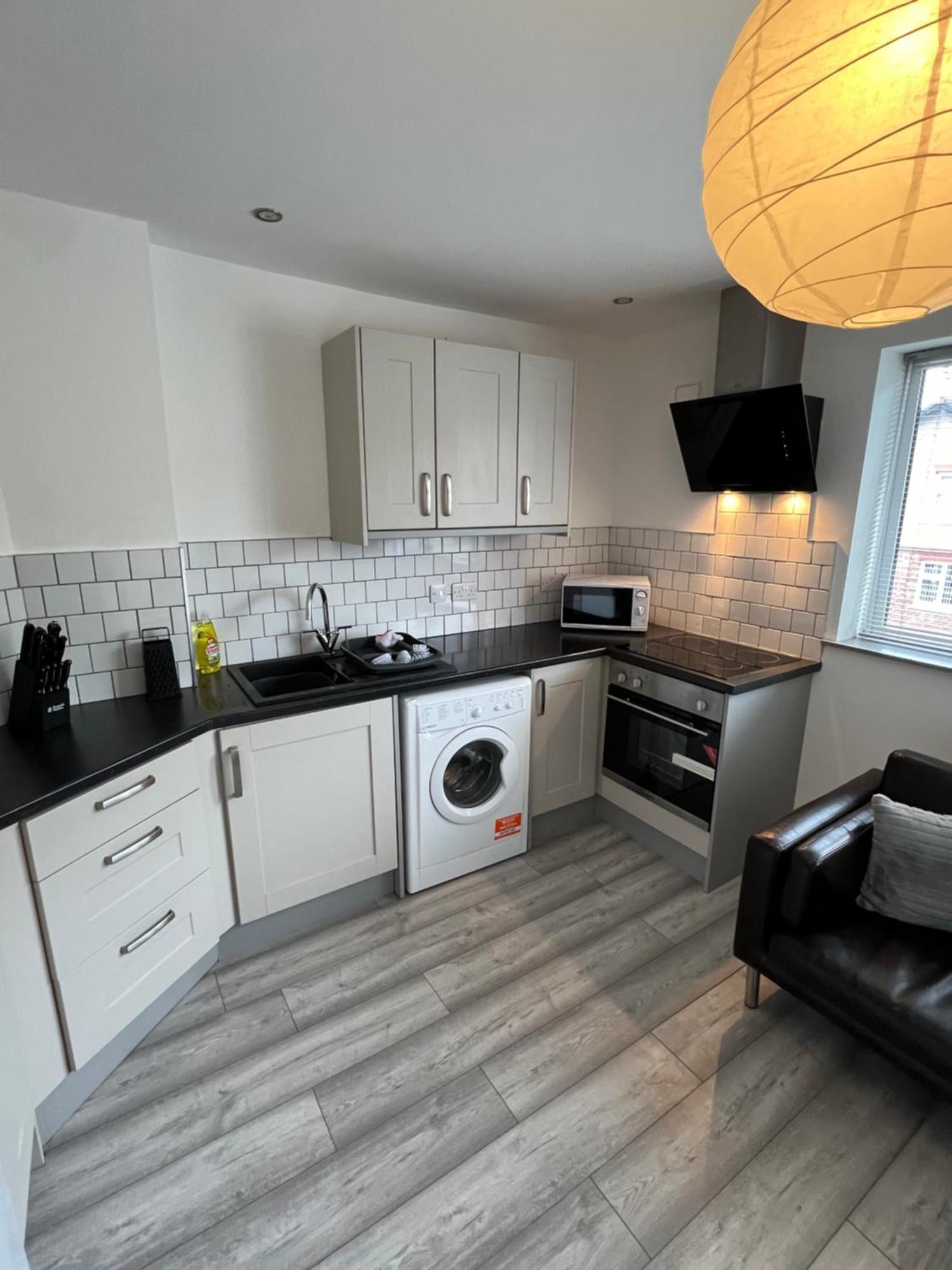 Cosy Modern Apartment Warrington Exterior foto