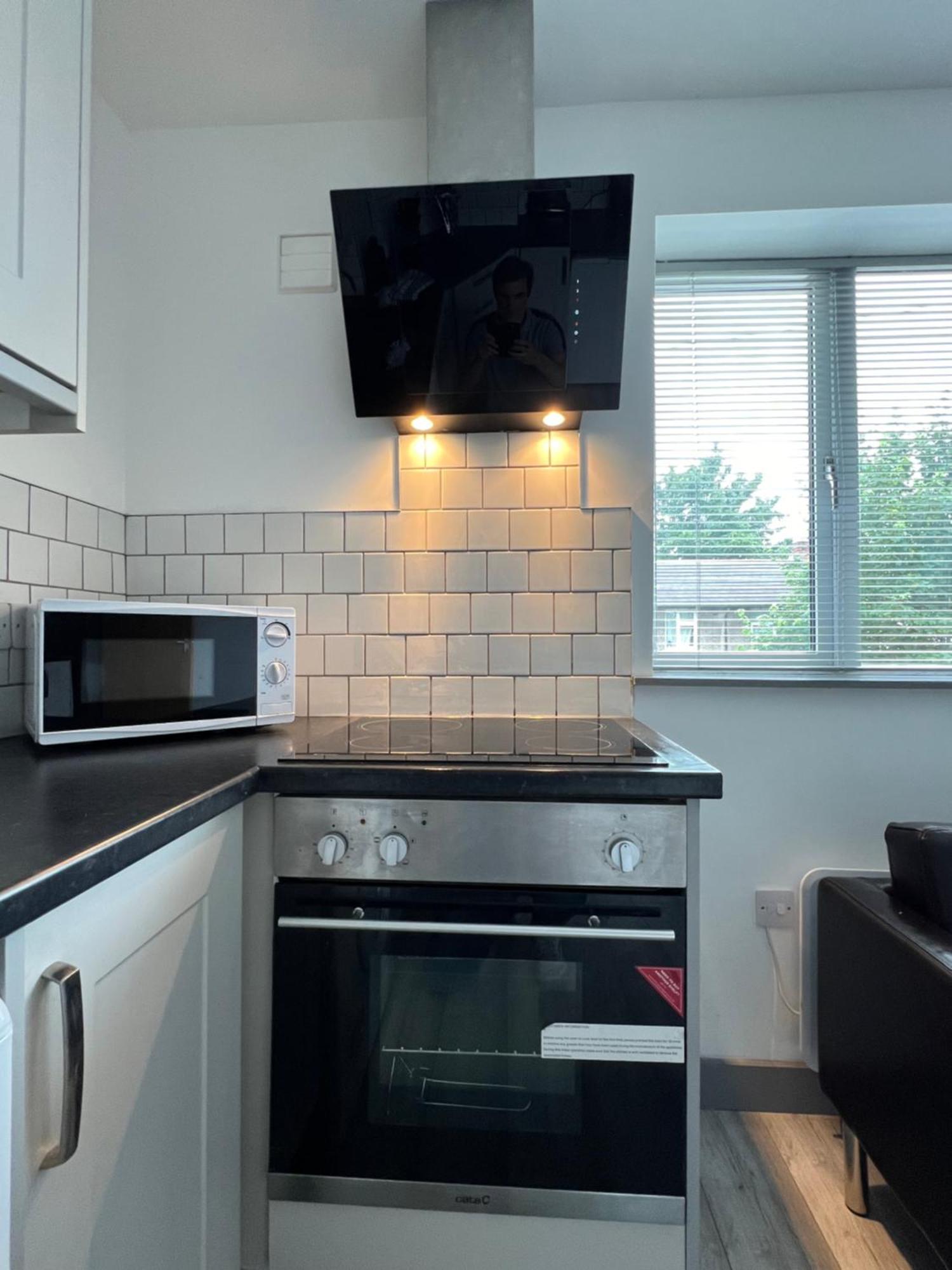 Cosy Modern Apartment Warrington Exterior foto